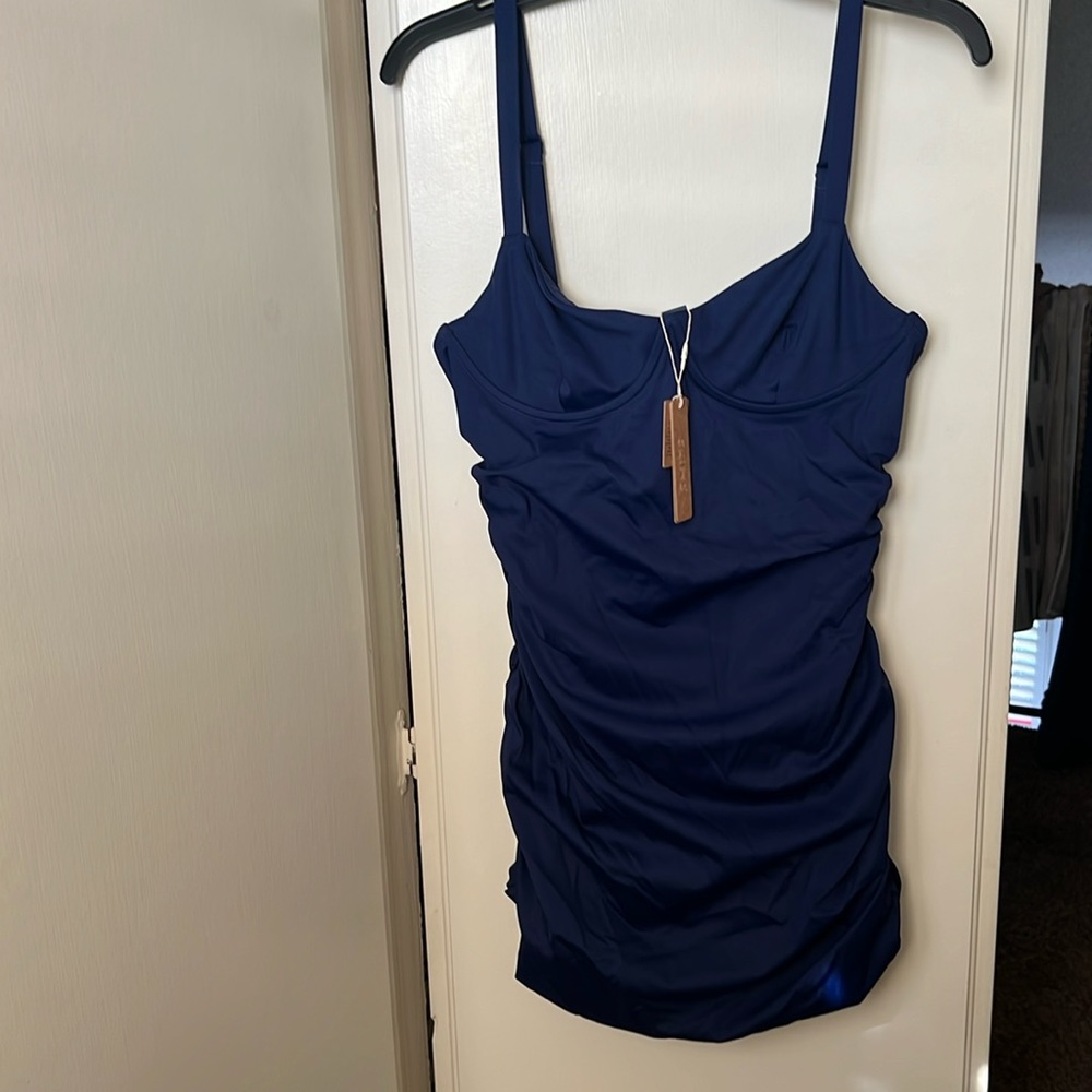 Skims one piece bathing suit sculpting
